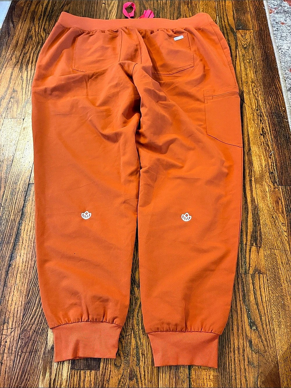 🎉NWT! FIGS Zamora Jogger Scrub Pants Orange Size 3XL/T - Picture 2 of 5
